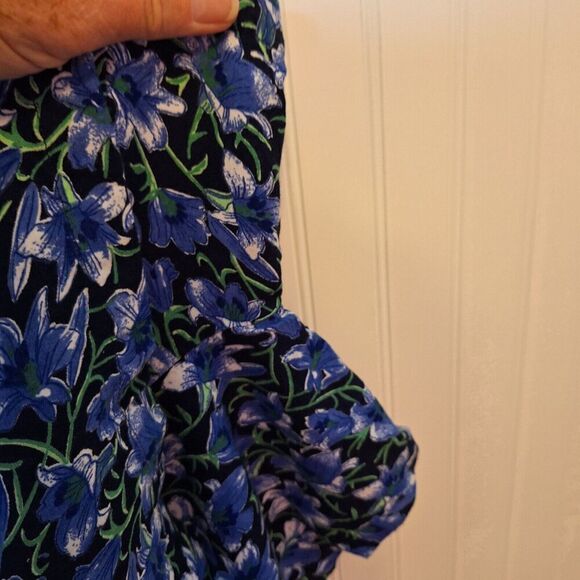 Sarin Girls Size M Short Romper Blue Floral Tie Waist Button Up Rayon Pockets - Picture 9 of 14